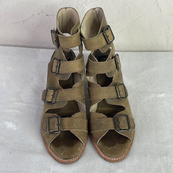 Freebird by Steven Quail tan size 10 - Picture 1 of 9